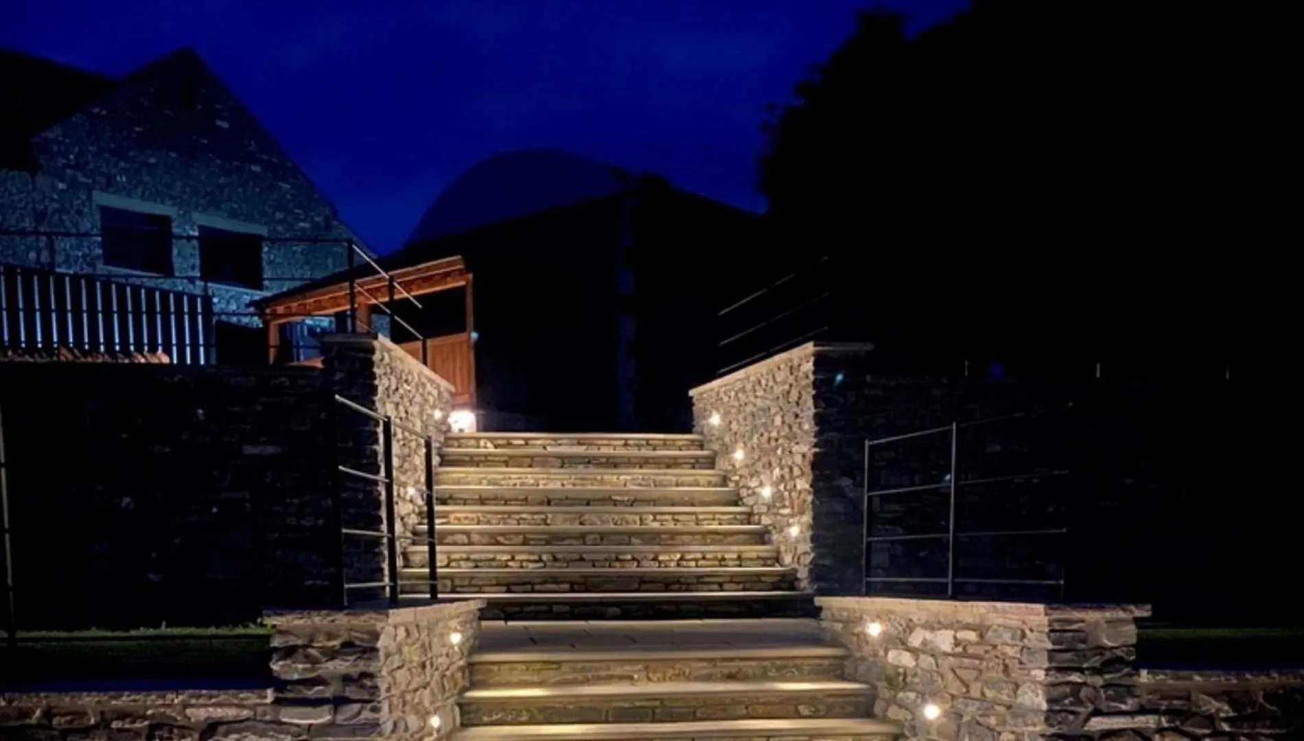 7 Bed In Sedbergh 93325 Villa 0*,